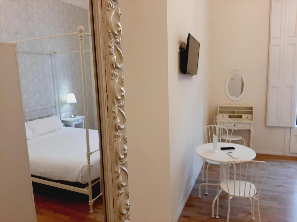 Lumine Luxury Suites By Gaiarooms Barcelona Eksteriør bilde
